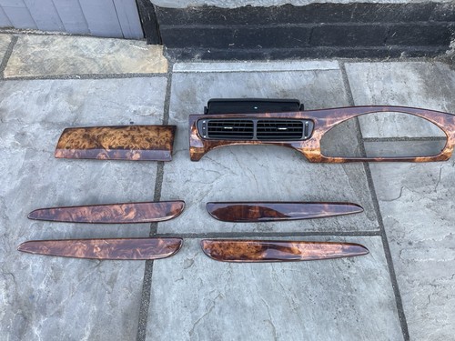Jaguar type dark wood walnut - x,