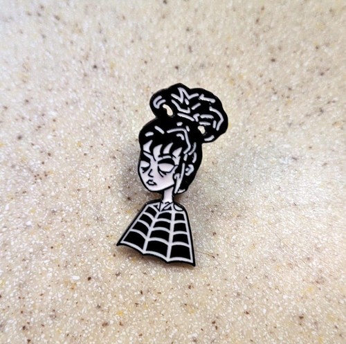Lydia deetz beetlejuice - lydia,
