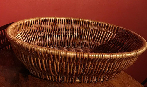 Vintage oval wicker - vintage, log