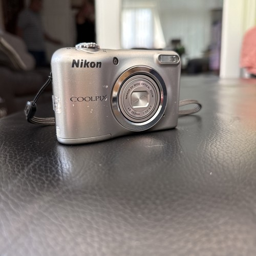 Nikon coolpix a10 1mp - 16.1mp, y2k