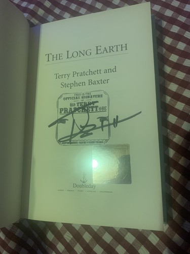 The long earth signed - earth,