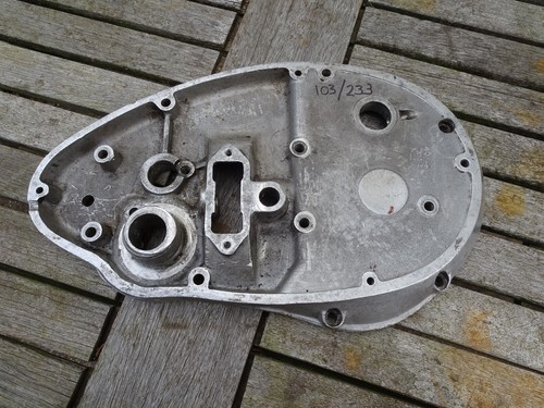 Bsa c15 b40 engine - engine, cover