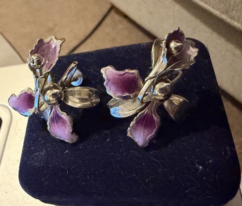 Vintage 1950 enameled - 3d,