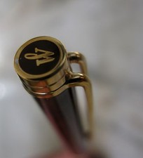 Beautiful Fountain Pen Waterman Gentleman Lacquer Thuja & Gold Plated 18 Carats