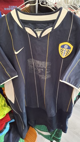 Leeds united football - leeds, club