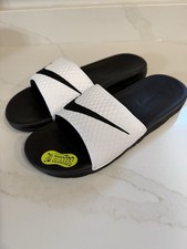 Nike Benassi Solarsoft Slides