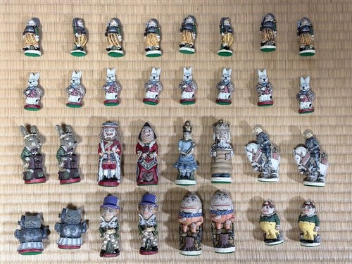 Alice wonderland chess set - wonderland,