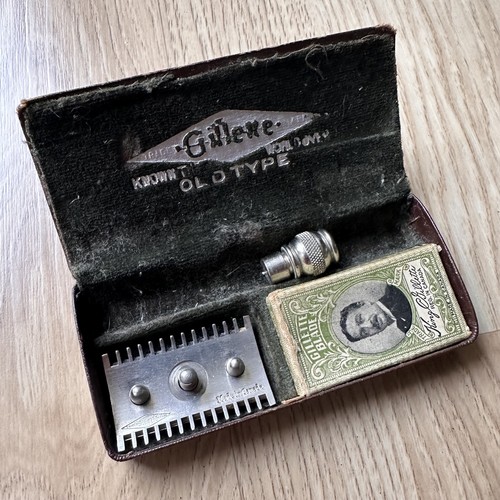 Gillette canada old type - canada,