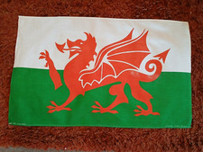 VINTAGE WELSH RED DRAGON TEA TOWEL 1981 MADE in BRITAIN 30 x 18" VGC