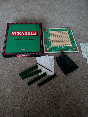 Spears scrabble deluxe board - deluxe,
