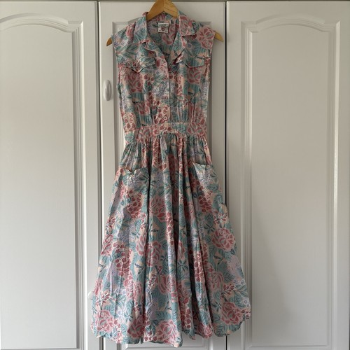 Ladies vintage laura ashley - laura,