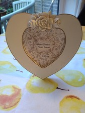 heart shaped photo frame