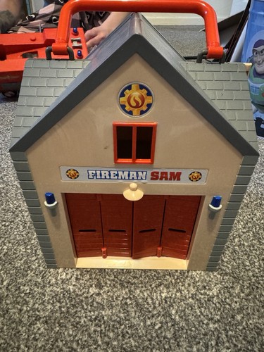 Fireman sam rescue - fireman, fire