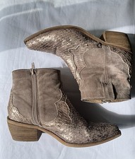 ALPE £169 Size 4/37