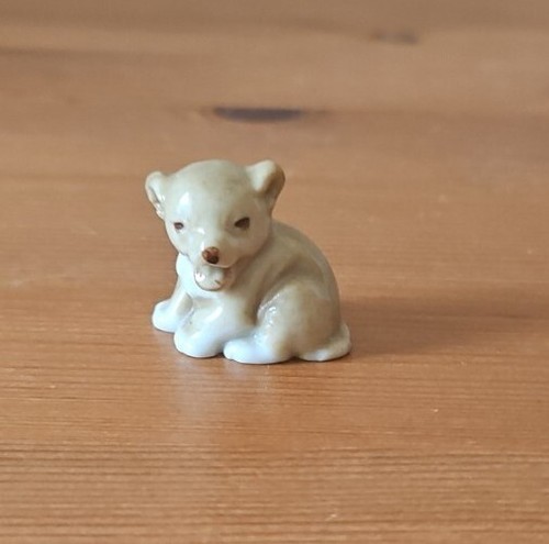 Wade whimsies lion - whimsies, "lion