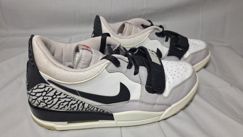 Size air jordan legacy - 11,