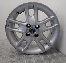 FIAT PUNTO 15'' SILVER  ALLOY WHEEL RIM 46772666 (X-99)