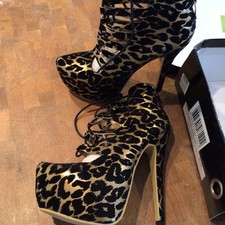 NEW SERGIO TODZI WOMENS LADIES