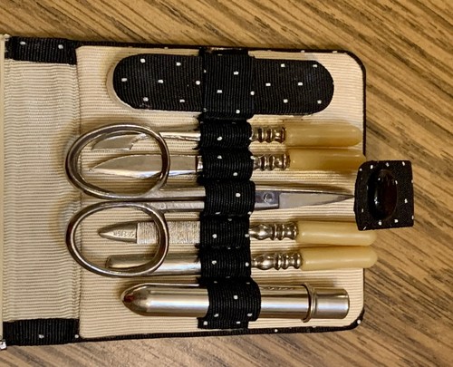 Vintage piece mini manicure - mini,