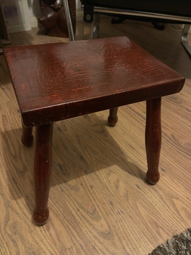 Small vintage painted milking - small,