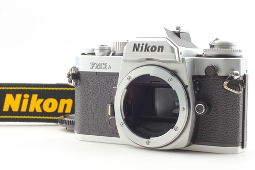 Top mint strap nikon - top,