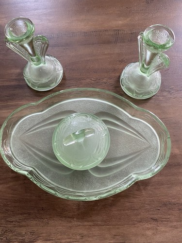 Glass dressing table set - dressing, green