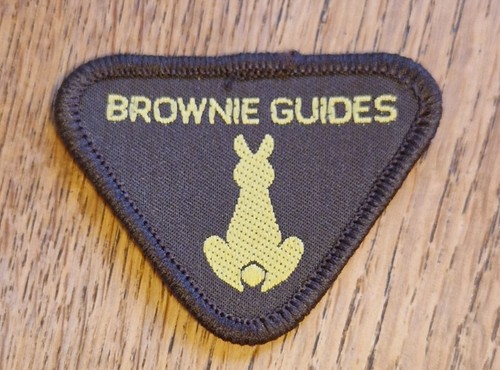 Girlguiding old discoverer - old,