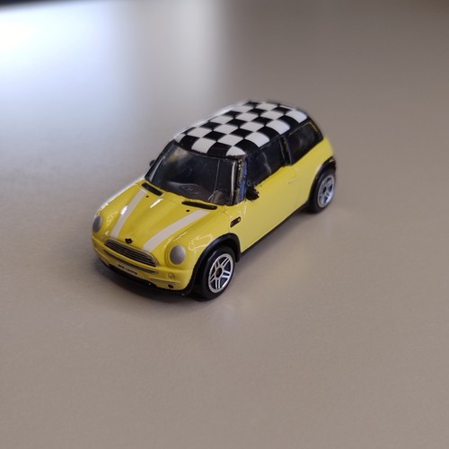 Realtoy bmw mini scale - bmw,