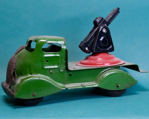 Triang series tinplate lorry - w,