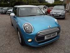 2015/15 MINI COOPER 5 DOOR