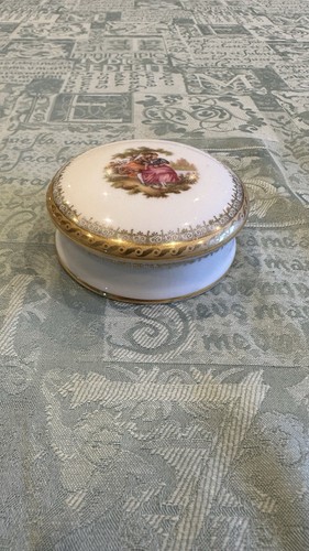 Reine limoges porcelain - la,