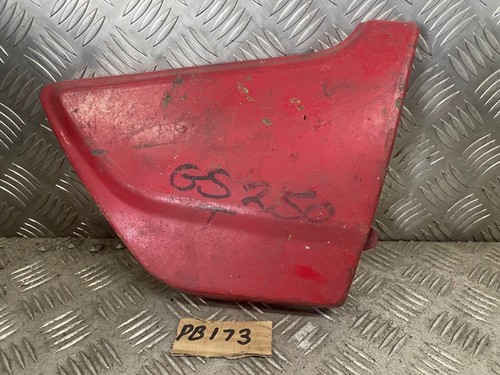 Suzuki 250 right - right, side