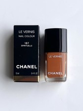 CHANEL le Vernis Nail Polish /
