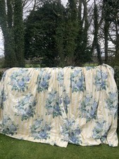 Gorgeous Country House Chintz