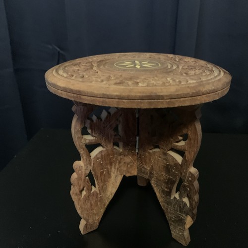 Vintage small wooden carved - wooden,