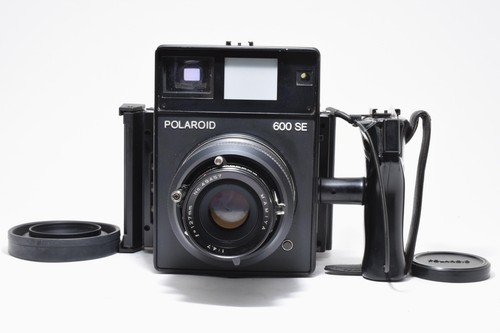 Near mint polaroid 600se - *near, mint*