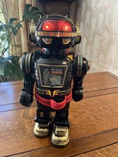 Vintage SF Space Warrior Robot 1985 Cheng Ching Toys Taiwan 38 cm 