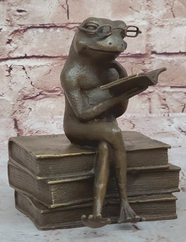 Sitting frog under - sitting, sun