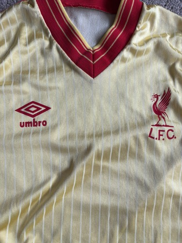 Liverpool vintage 1984 - -85, away