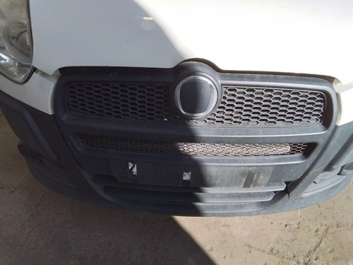 Front grille fiat doblo - front,