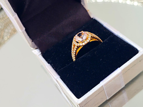 10ct rose gold pink round - 10ct,