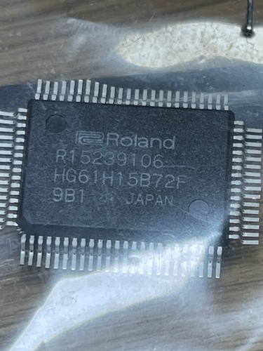Roland synthesizer gate - , array