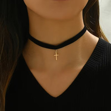 Women's Elegant Black Choker