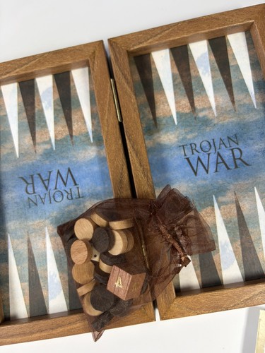 Manopoulos trojan war - trojan,