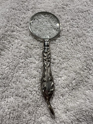Vintage magnifying glass - magnifying,