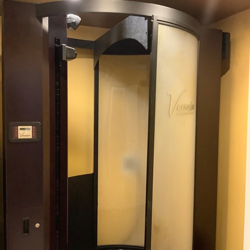 Versaspa spray tanning - tanning, booth