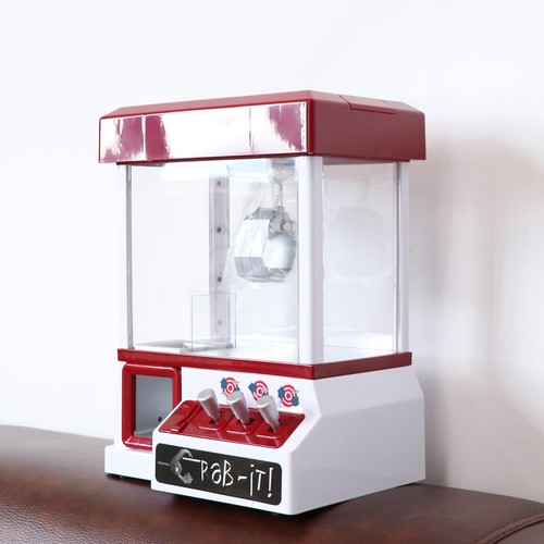 Claw machine grabber - claw,