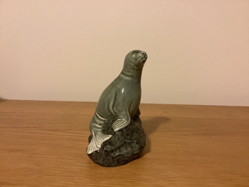 Beswick seal scotch whisky - scotch,