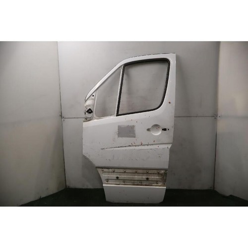 Front door mercedes - door,