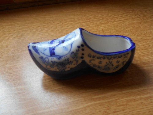 Handpainted delft china - handpainted, clog
